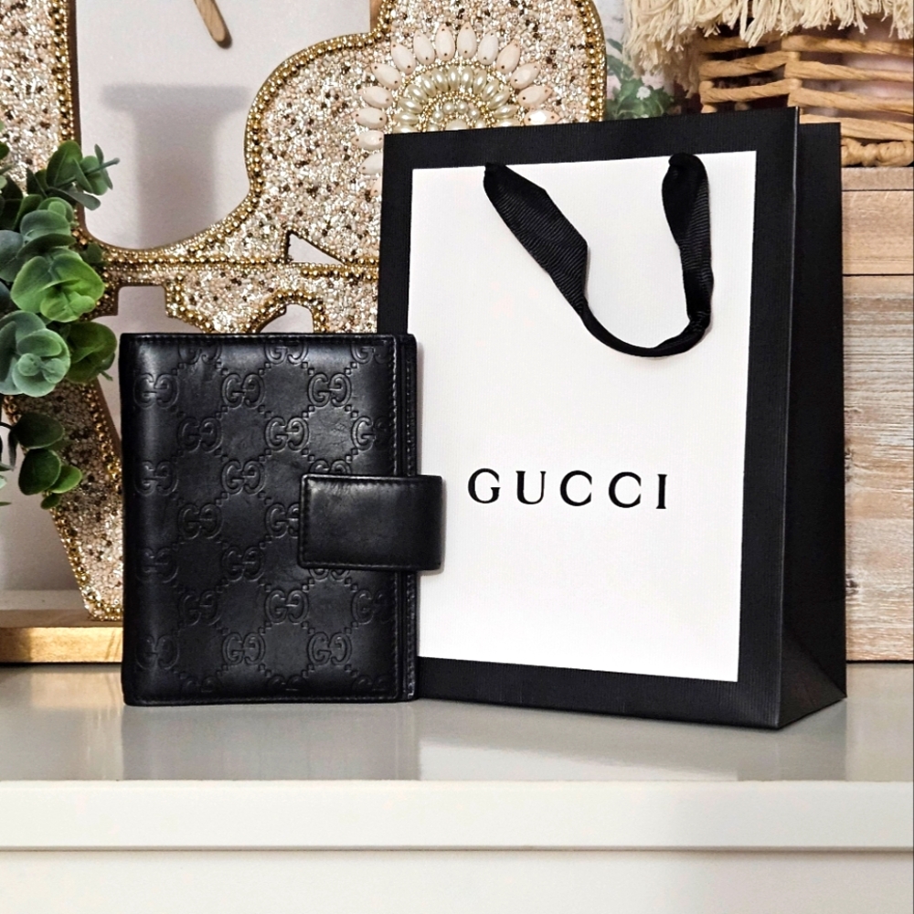 Gucci EUC PM Agenda Passport Holder with Shopping Bag